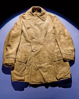 Edgerton&rsquo;s leather pilot&rsquo;s jacket
Image: Smithsonian National Air and Space Museum (ID: A19320001000)
